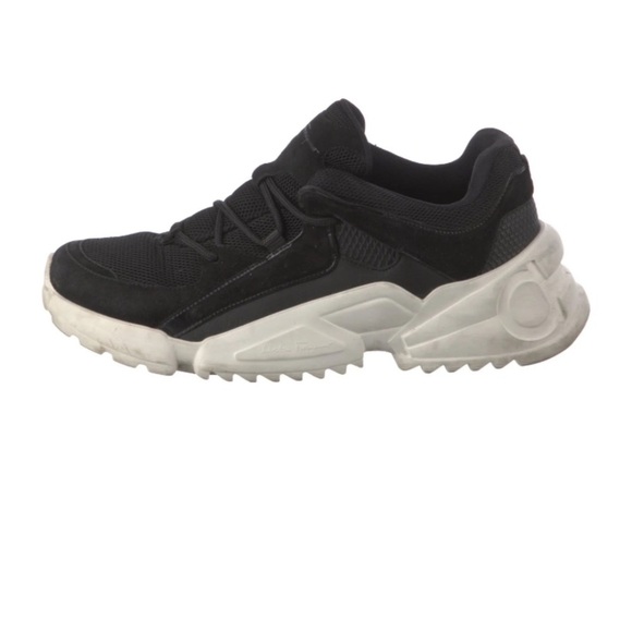 Salvatore Ferragamo Women's Black Nero Suede sneakers size 8.5 - Picture 2 of 9